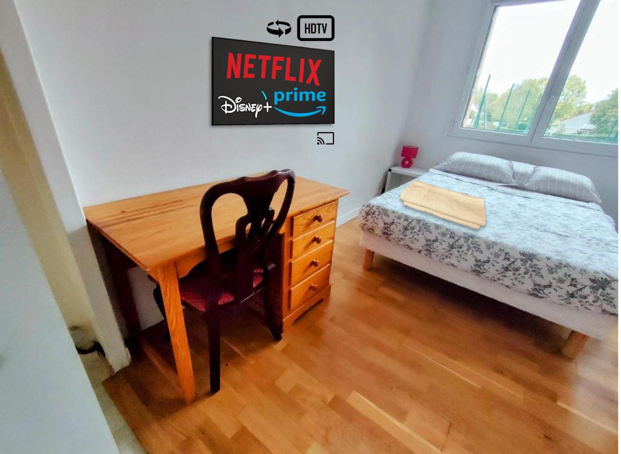 Room & Parking In Shared Appartment With Proprietor L 25 Mins From Paris Gare Du Nord, Cdg Airport & Stade De France Montmagny المظهر الخارجي الصورة